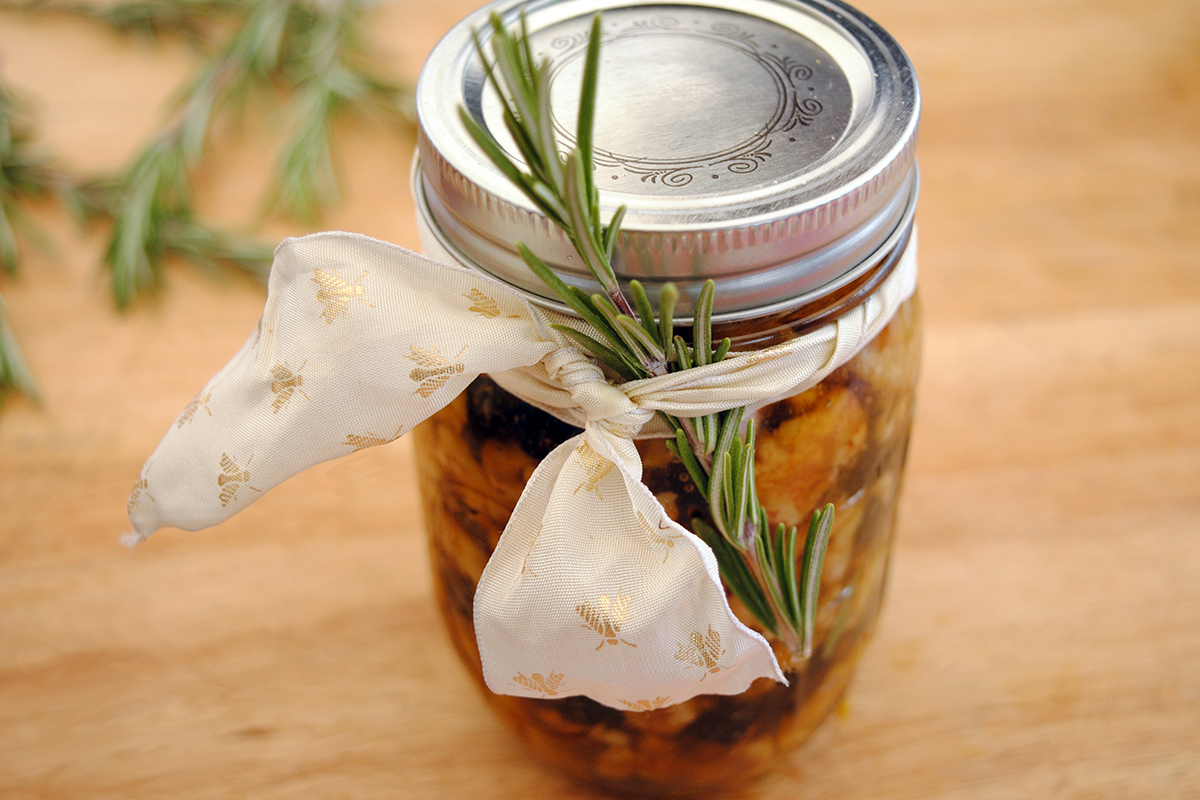 Migdały w miodzie z rozmarynem (250g)